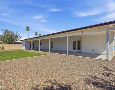 2329 E Enrose Street - Photo Thumbnail 36
