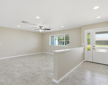 2329 E Enrose Street - Photo Thumbnail 9