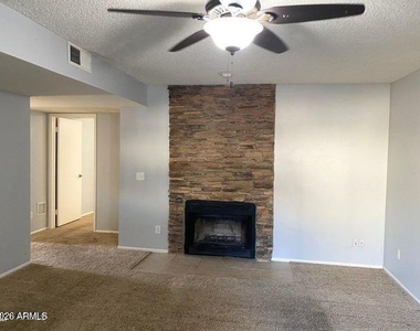 850 S River Drive - Photo Thumbnail 4