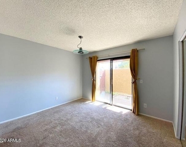 850 S River Drive - Photo Thumbnail 6