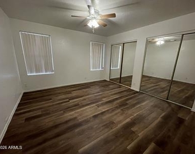 6607 N 89th Avenue - Photo Thumbnail 6