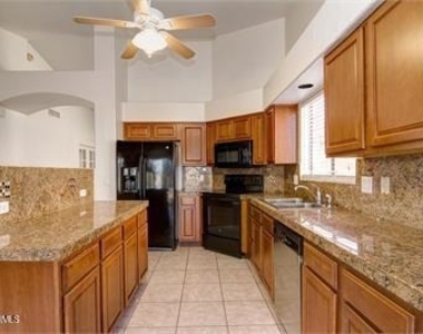 6607 N 89th Avenue - Photo Thumbnail 1