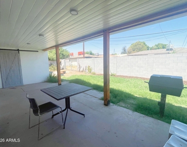 2340 E Turney Avenue - Photo Thumbnail 17