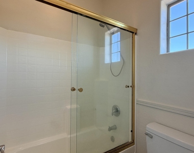 17738 N Carmen Avenue - Photo Thumbnail 21