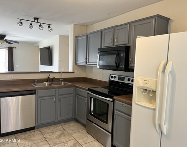 25822 W Satellite Lane - Photo Thumbnail 5