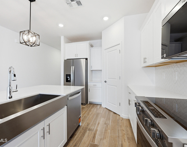 7340 E Tintype Road - Photo Thumbnail 9