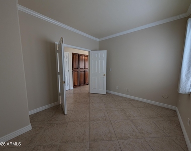 15219 S 47th Street - Photo Thumbnail 15