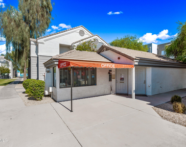 3065 N 67th Avenue - Photo Thumbnail 36