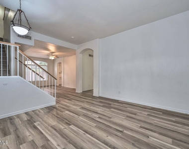 26435 N 42nd Place - Photo Thumbnail 40