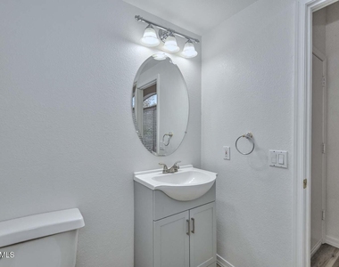 26435 N 42nd Place - Photo Thumbnail 50
