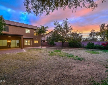26435 N 42nd Place - Photo Thumbnail 2