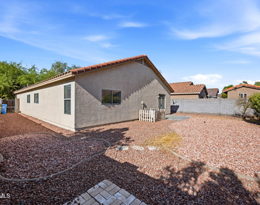 3057 W Lucia Drive - Photo Thumbnail 21