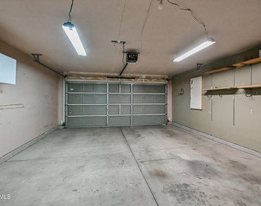 3057 W Lucia Drive - Photo Thumbnail 18