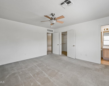 3057 W Lucia Drive - Photo Thumbnail 9
