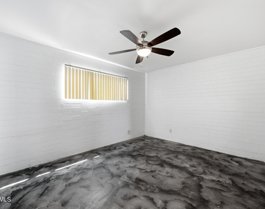 3615 N 15th Avenue - Photo Thumbnail 7