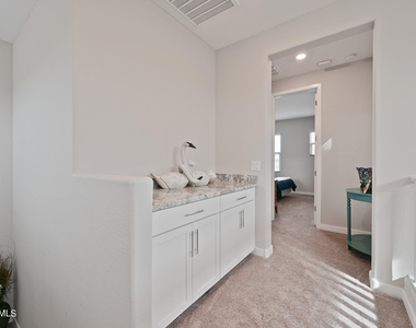 10104 E Gamma Avenue - Photo Thumbnail 25