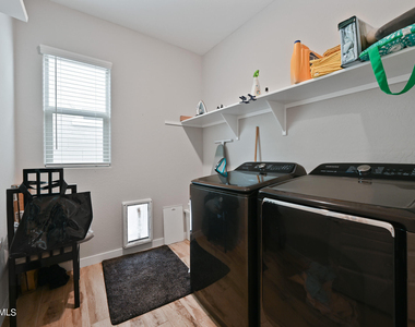 10104 E Gamma Avenue - Photo Thumbnail 6