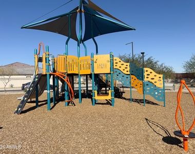 24588 W Flores Drive - Photo Thumbnail 24