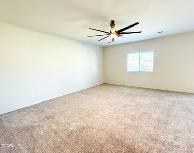 24588 W Flores Drive - Photo Thumbnail 2