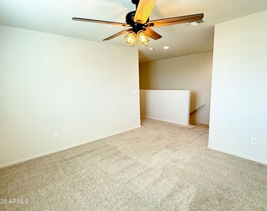 24588 W Flores Drive - Photo Thumbnail 6