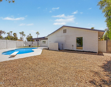 5228 E Karen Drive - Photo Thumbnail 38