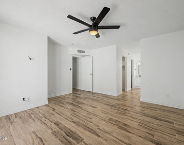 5228 E Karen Drive - Photo Thumbnail 20