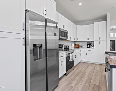 2601 N 27th Street - Photo Thumbnail 6