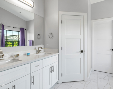 2601 N 27th Street - Photo Thumbnail 16