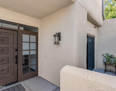 3057 E Rose Lane - Photo Thumbnail 1