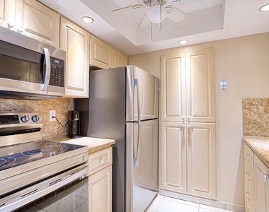 111 Briny Avenue - Photo Thumbnail 5