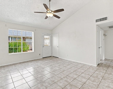5960 W Oregon Avenue - Photo Thumbnail 2