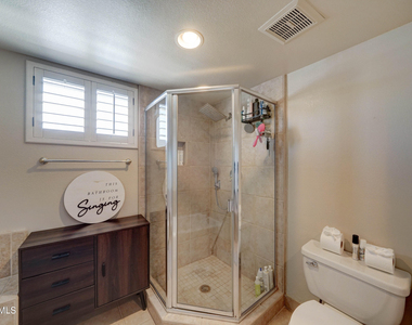 2511 E Shaw Butte Drive - Photo Thumbnail 30