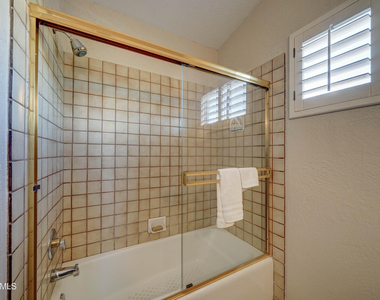 2511 E Shaw Butte Drive - Photo Thumbnail 28