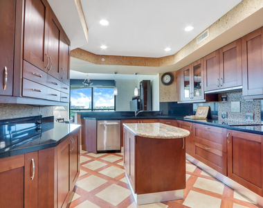 3630 Gardens Parkway - Photo Thumbnail 21
