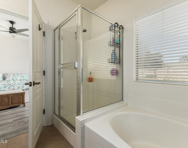 44296 W Desert Plant Trail - Photo Thumbnail 12