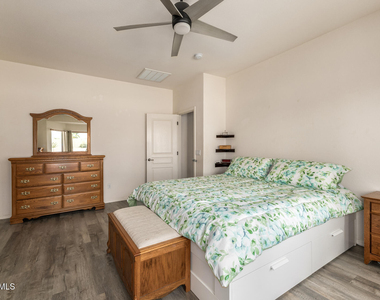 44296 W Desert Plant Trail - Photo Thumbnail 10