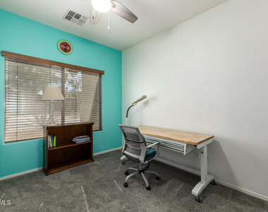 44296 W Desert Plant Trail - Photo Thumbnail 17