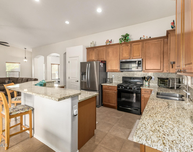 44296 W Desert Plant Trail - Photo Thumbnail 1