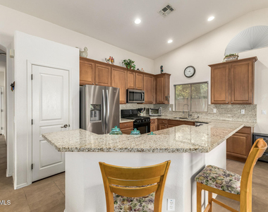 44296 W Desert Plant Trail - Photo Thumbnail 2