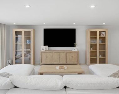 1173 Hillsboro Mile - Photo Thumbnail 52