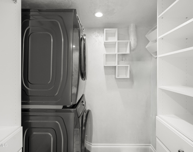 6900 N Highlands Drive - Photo Thumbnail 13