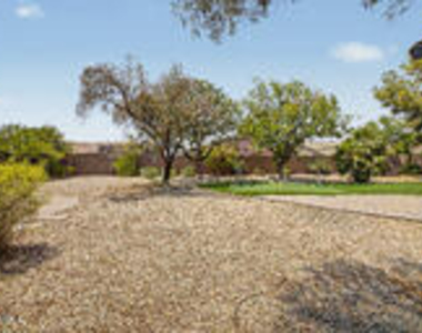 22288 S 214th Street - Photo Thumbnail 24