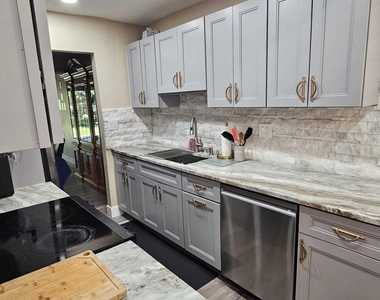 1625 Nw 58th Avenue - Photo Thumbnail 6