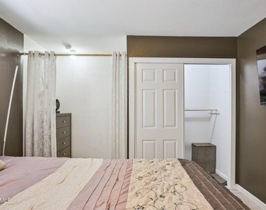 8046 E Oak Street - Photo Thumbnail 20