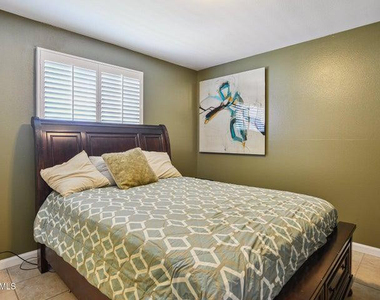 8046 E Oak Street - Photo Thumbnail 3