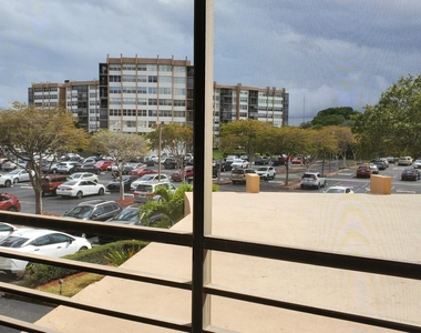 1000 St Charles Place - Photo Thumbnail 8
