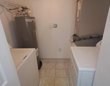 171 Sw Palm Drive - Photo Thumbnail 17