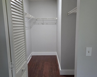 1861 Sw 116th Way - Photo Thumbnail 4