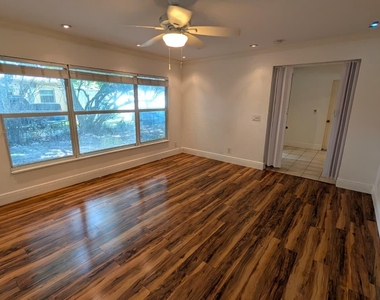 1448 Ne 27th Court - Photo Thumbnail 3