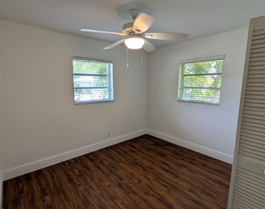 1448 Ne 27th Court - Photo Thumbnail 18